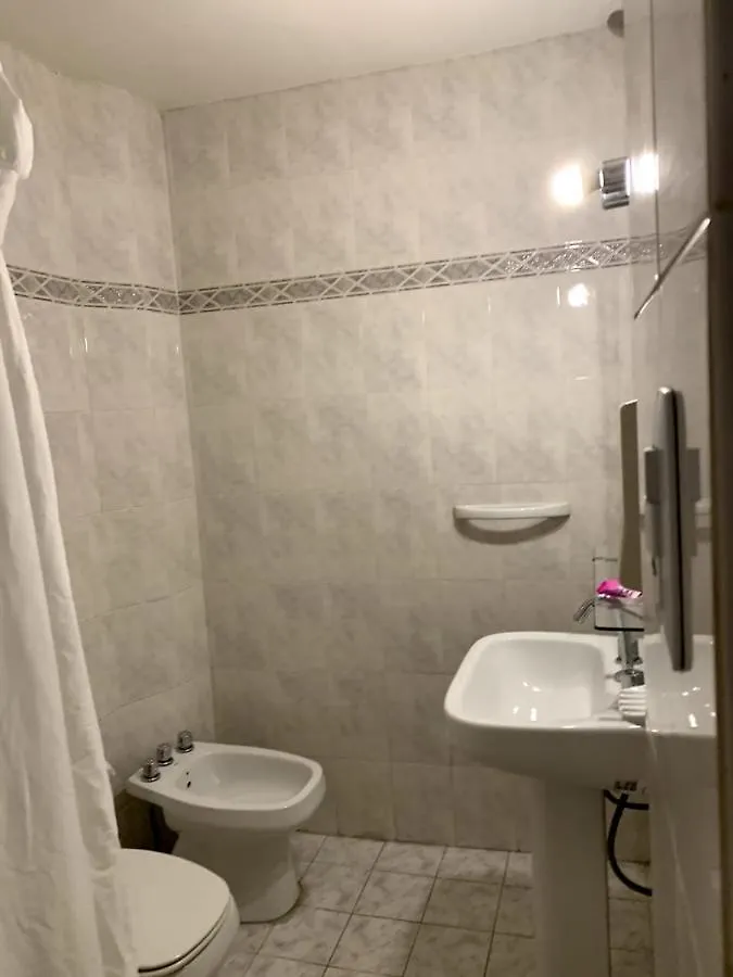 Palace Hotel ميندوزا 2*,  الأرجنتين